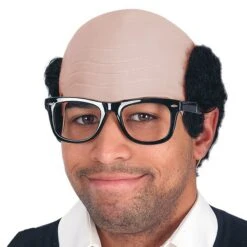 CALOTTA STEMPIATO IN FINGOMMA CON OCCHIALI