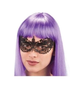 FARFALLA NERA IN TESSUTO MACRAME'