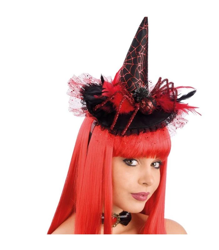 Mini Cappello Strega In Tessuto Nero E Rosso Ragno E Piume Cerchietto H.CM.15 CA. 2 Mini Cappello Strega In Tessuto Nero E Rosso Ragno E Piume Cerchietto H.CM.15 CA.